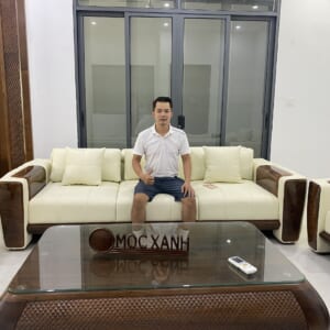 alt="Sofa gỗ óc chó bọc da cao cấp MS 03"